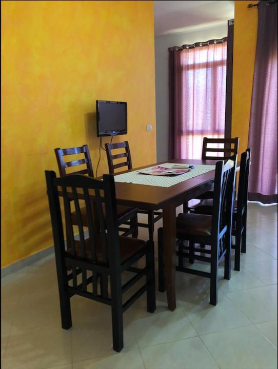 Rainbow Holiday Apartments Wlora Zewnętrze zdjęcie